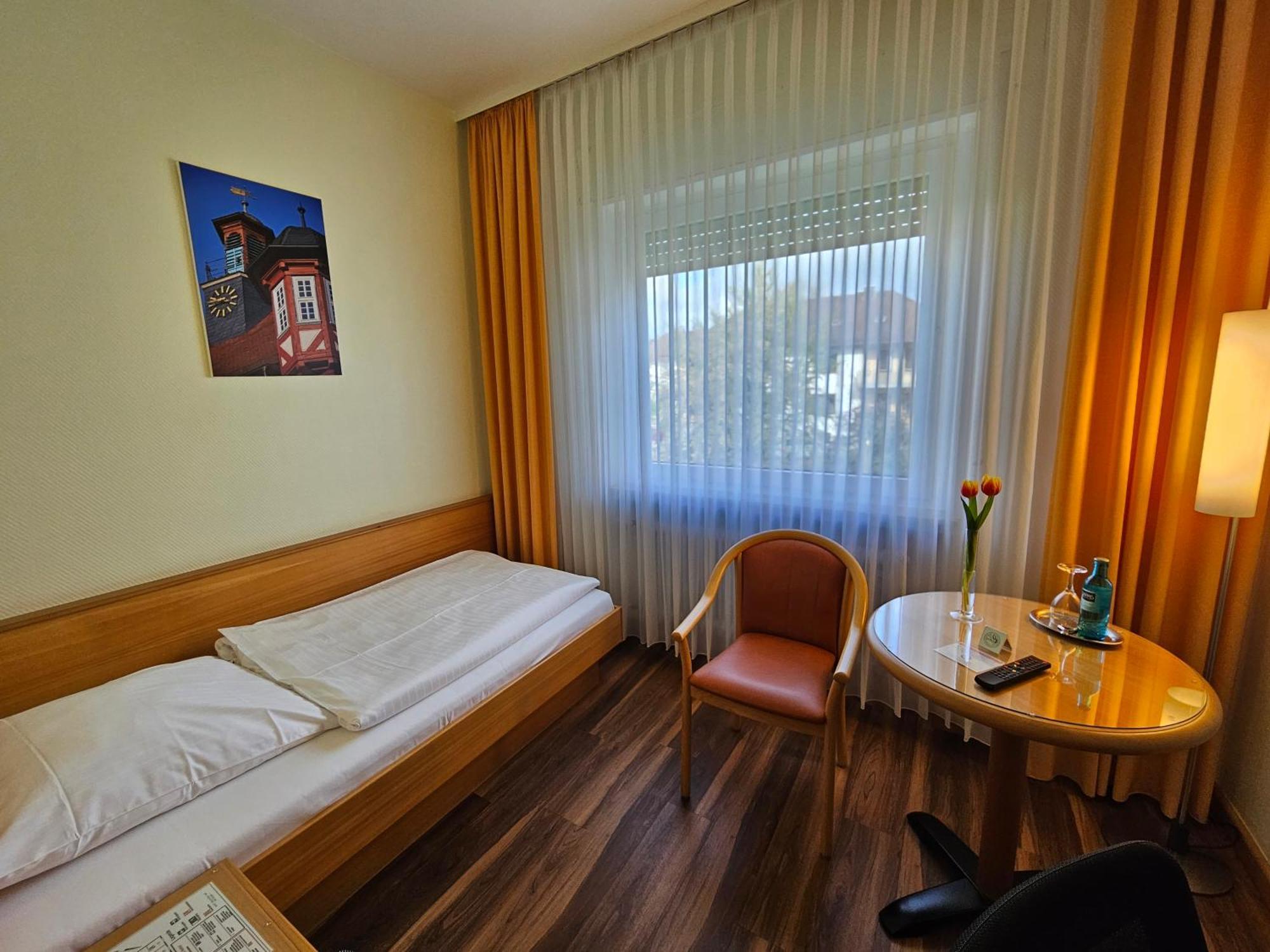 Hotel Hessischer Hof Melsungen Exteriör bild